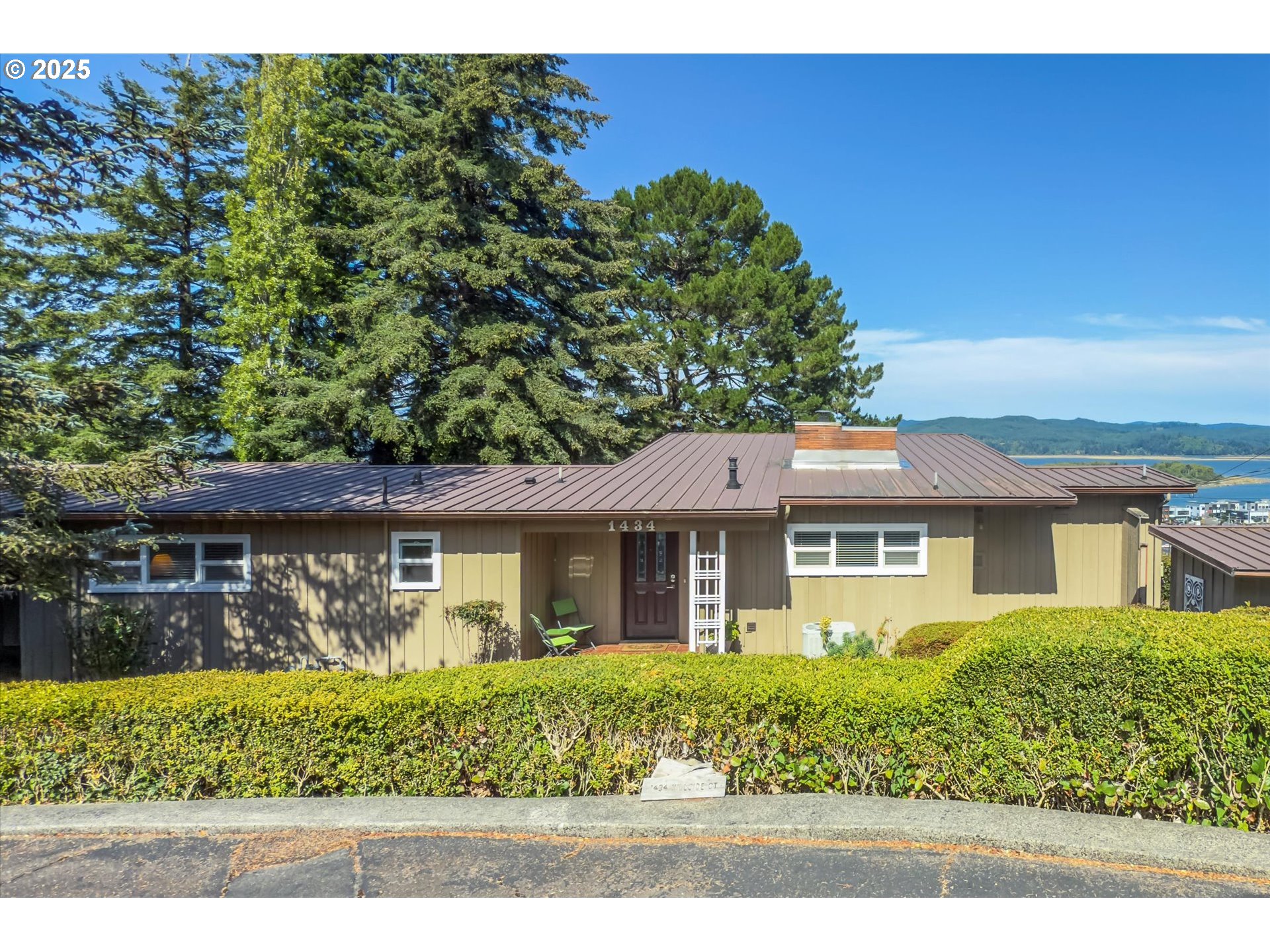1434 HILLSIDE CT - RMLS #726466641