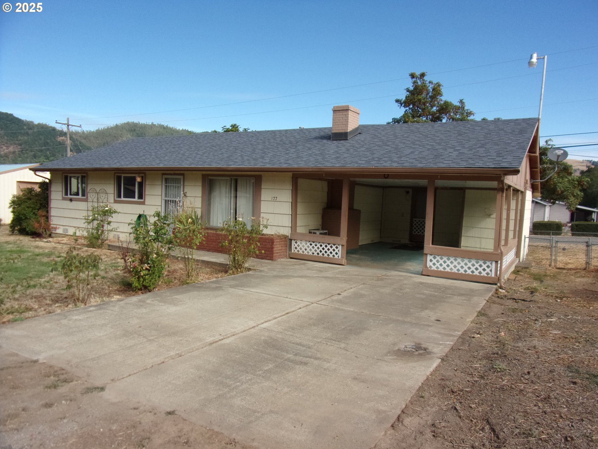 177 ESTHER CT - RMLS #739472984