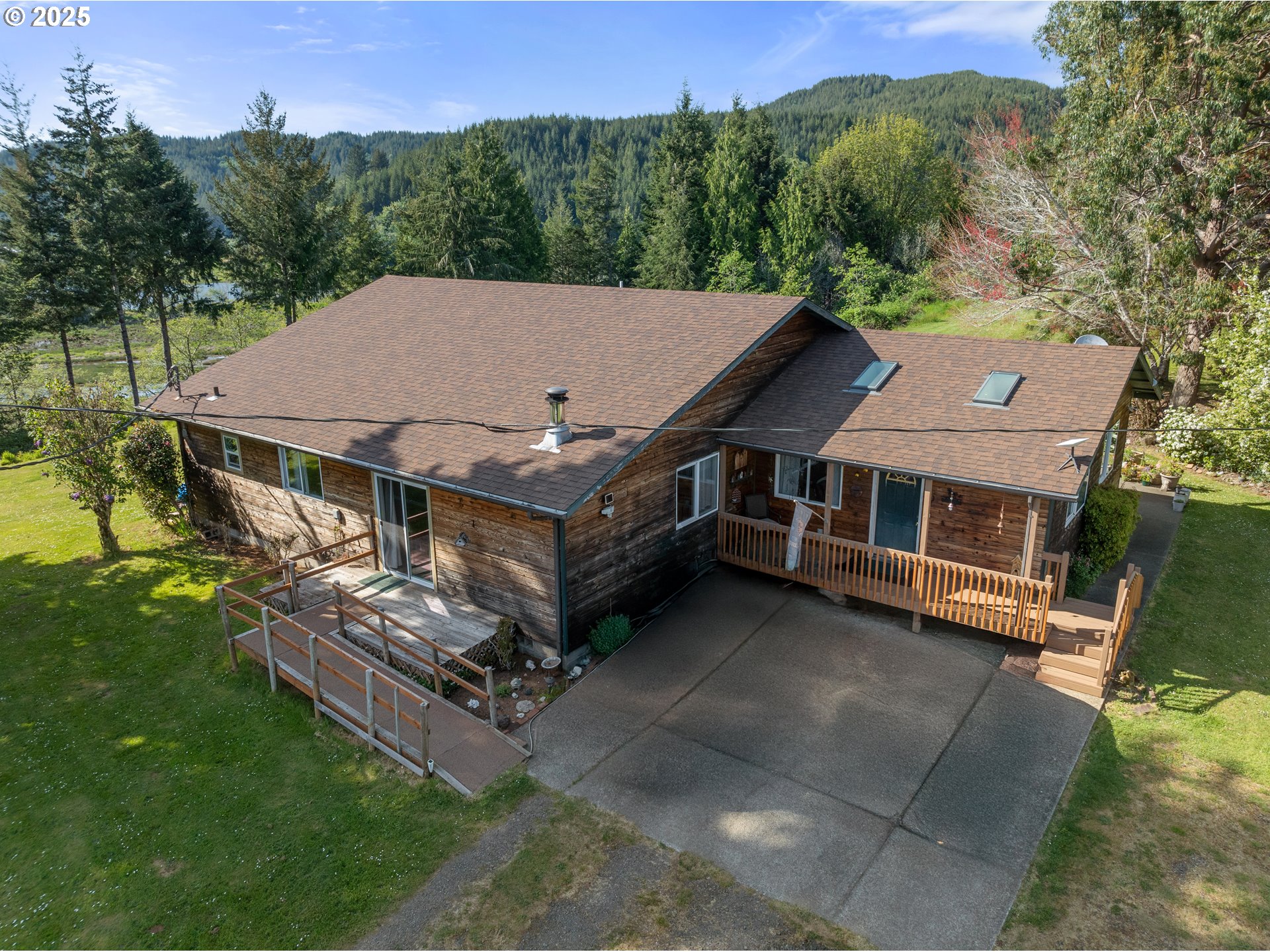 2475 SMITH RIVER RD - RMLS #772480738